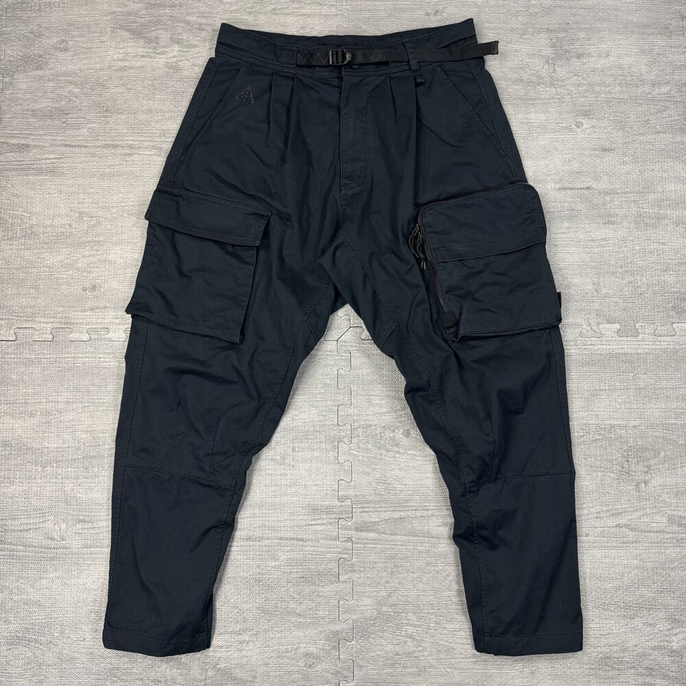 Nike ACG Woven Cargo Pants Men’s Size Medium M CD7646-010 Black Outdoor Pockets